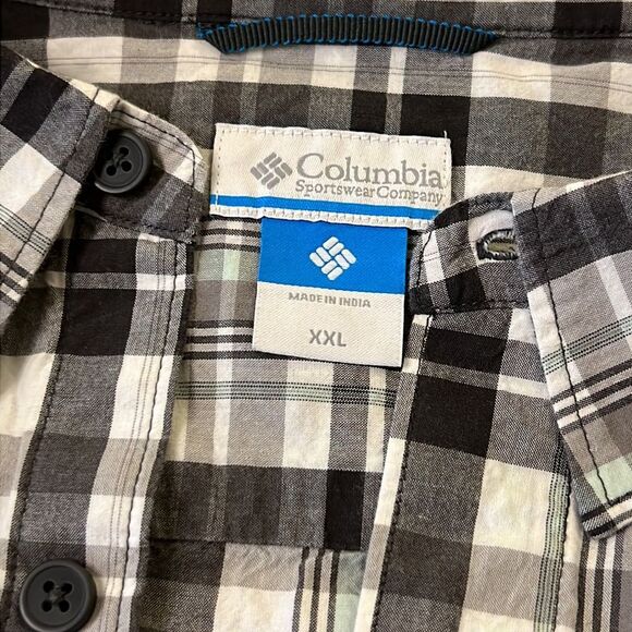Columbia Casual Men's Button-down Shirt - Picture 1 of 4